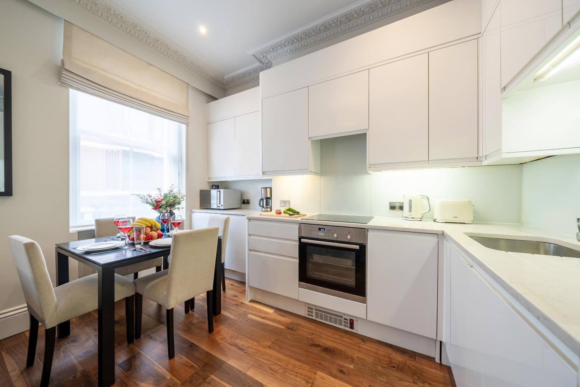Goodge Apartments ลอนดอน ภายนอก รูปภาพ